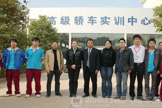職業教育就是要加強校企合作