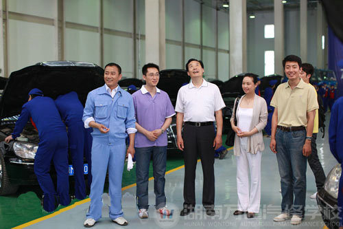 湖南萬通汽車學校，師資力量