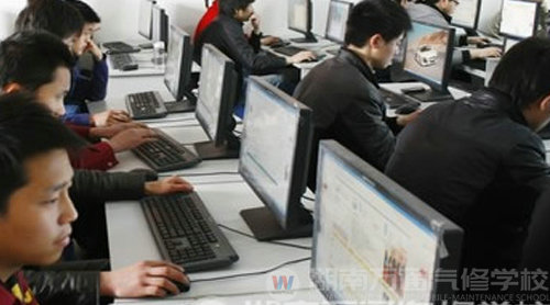 萬通汽修學校網絡就業招聘會注冊報名現場
