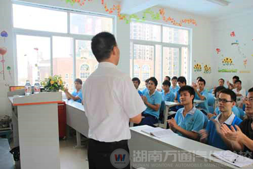 國合人力資源經理現身湖南萬通講座