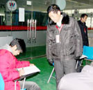 湖南萬(wàn)通學(xué)子期末考試忙  校領(lǐng)導(dǎo)下一線(xiàn)慰問(wèn)考生
