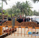 跳樓堵路 農民工討薪路上的無奈 “尷尬”
