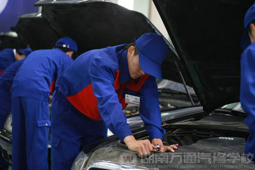 汽修行業