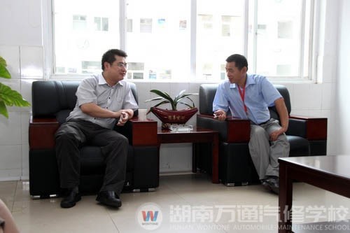 湖南萬通校企聯合開班模式正式啟動