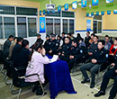 學校聯合警方，開展假前校園安全排查！