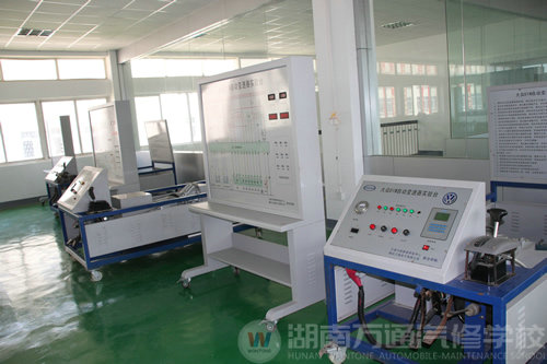 湖南萬通汽修學校，硬件設施