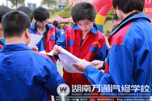 學子們精心準備的簡歷