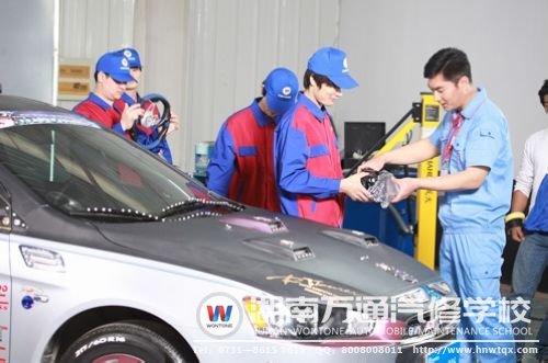 萬通以市場為導向，培養高質量汽修人才