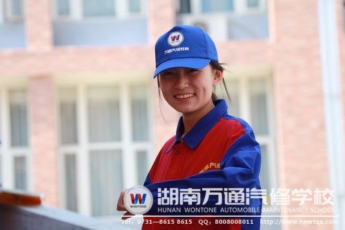 文科女選擇學汽修，出路同樣好！