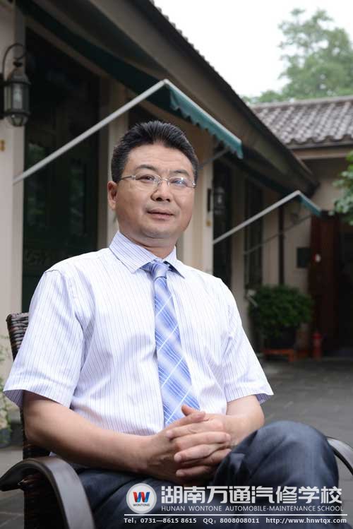 沙總對萬通學子寄予厚望