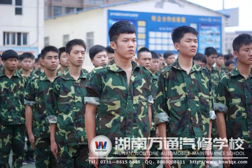 新生堅毅的臉龐！