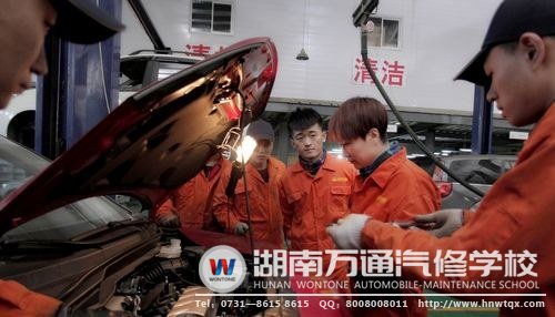 《抹布女也有春天》，海清變身“汽修女王”