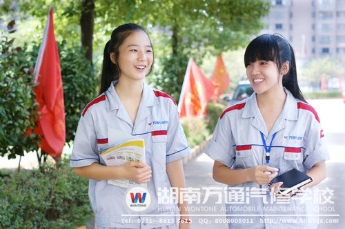 屬于湖南萬通女生的“汽修時代”