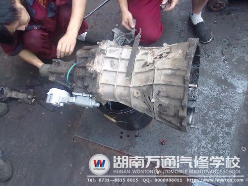 在汽修廠學汽修，學不到完整全面系統的專業技能