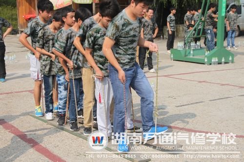 “巨人的腳步”，考驗同學之間的合作力