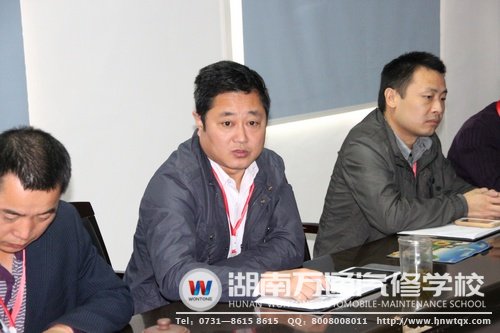 葛校長希望全體老師共同努力，促進學校教學質量的穩步提升