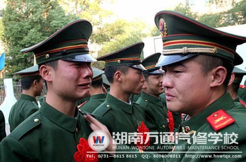 軍人退伍了，除了要面對無限的傷感外，更要考慮未來的發展