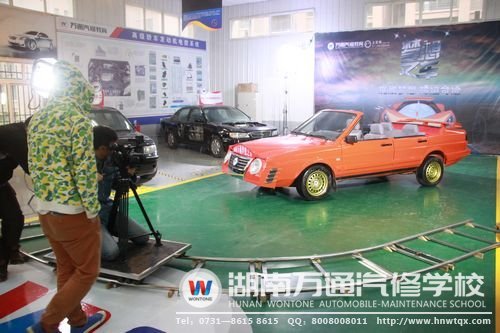 土豆網前往湖南萬通拍攝“夢想之車”