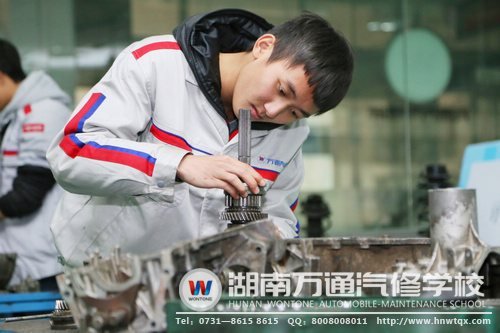 學子從容不迫