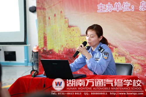 長沙縣派出所李警督“現身說法”