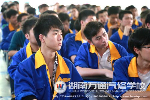 法制講座讓學子們許多了很多