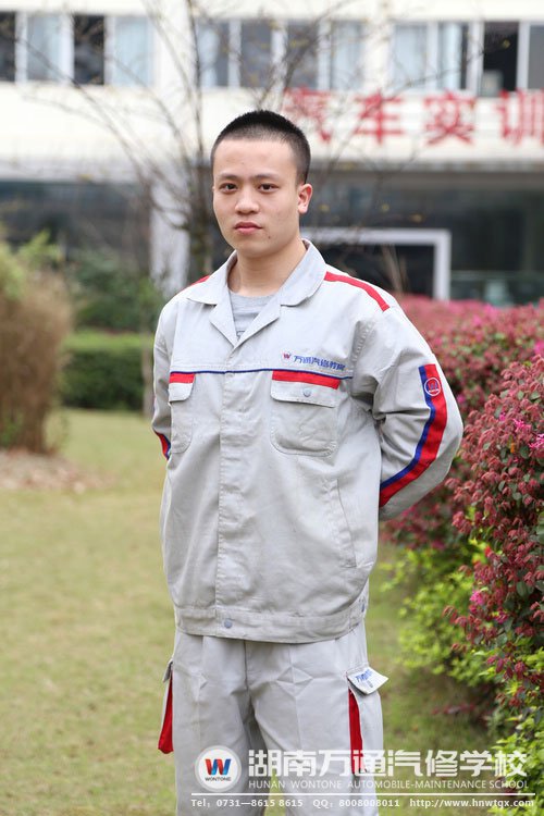 鄧偉華