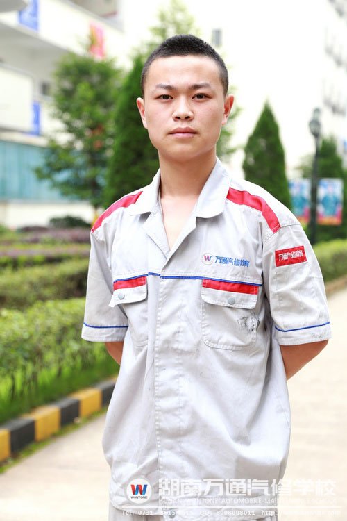 李卓賢