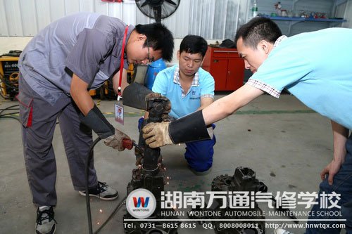 化腐朽為神奇，萬通師生妙手生花