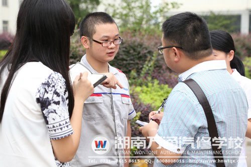 改裝車成員接受瀟湘晨報記者