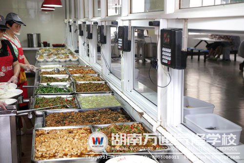 葷素搭配，營養(yǎng)均衡