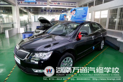 學校近日再次引進的全新實訓車輛