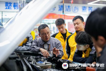 六重豪禮等你來，湖南萬通這個“五一”要嗨翻天！
