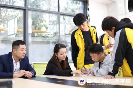 拒絕emo！春季學位預訂的五大優(yōu)勢，你都知道嗎？