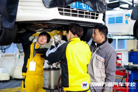 想掌握一門汽車技術，需要學多久？