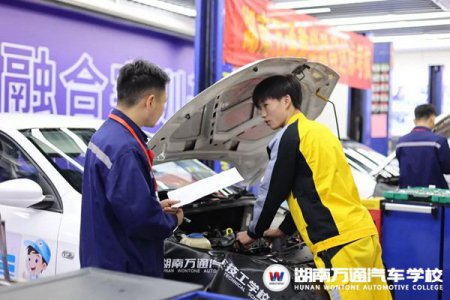 初中生升學(xué)難，選民辦高中還是讀職校？
