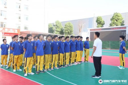新學(xué)期，記錄在湖南萬(wàn)通的24小時(shí)！